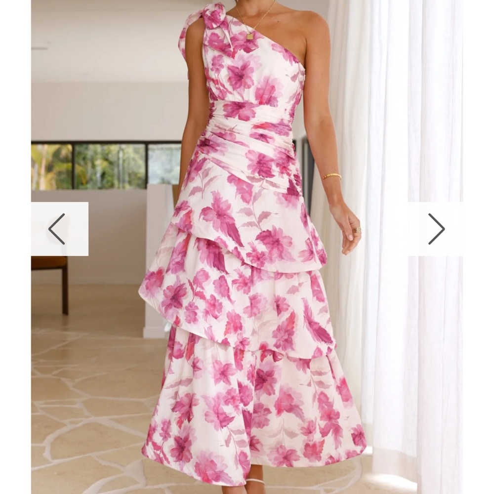 Floral One-Shoulder Maxi Dress